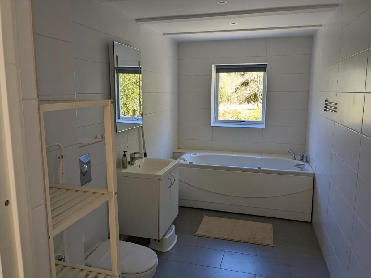 Holiday Home - Your Dream Vacation Awaits In Massfjorden Masfjorden Buitenkant foto